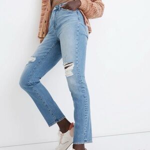 Madewell Petite Curvy Perfect Vintage Jean in Denman Wash: Ripped Edition